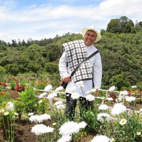 tour de Flores con Viajes de pueblo en pueblo